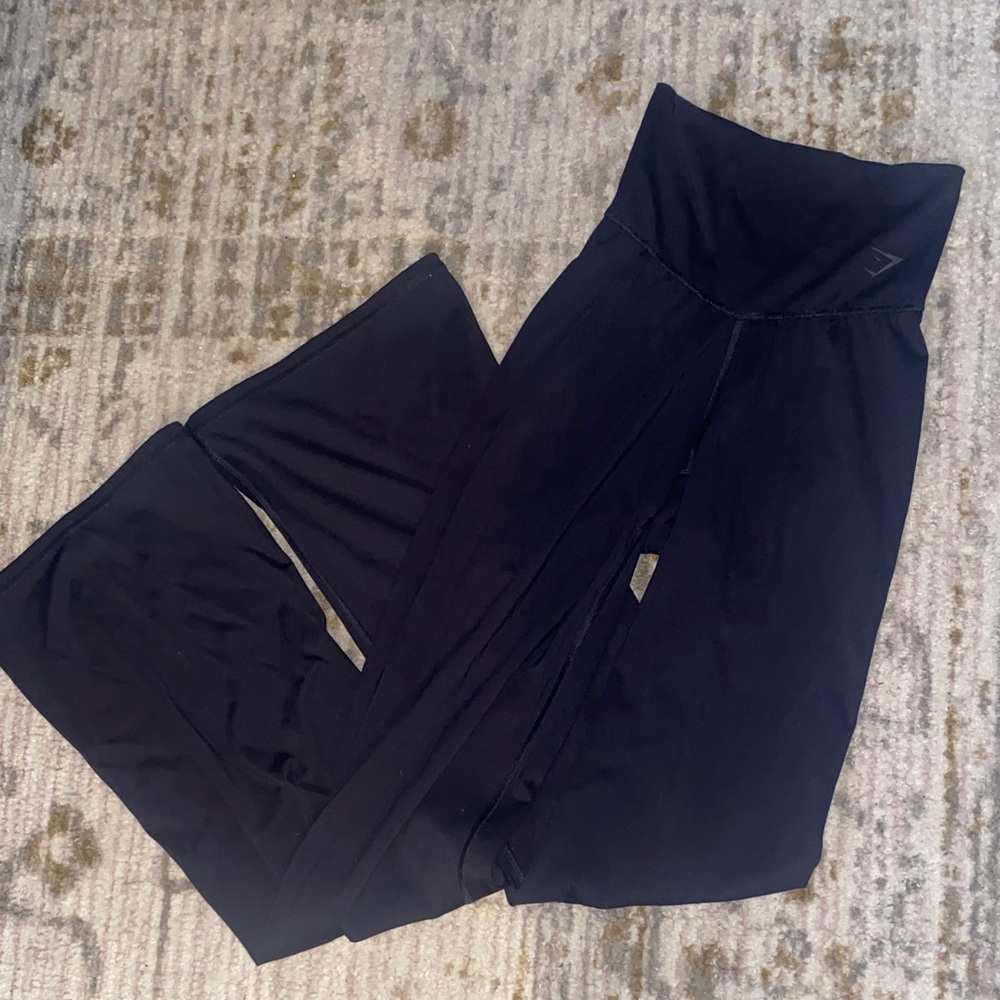 Gymshark Black Straight Leg Pants size women’s xs